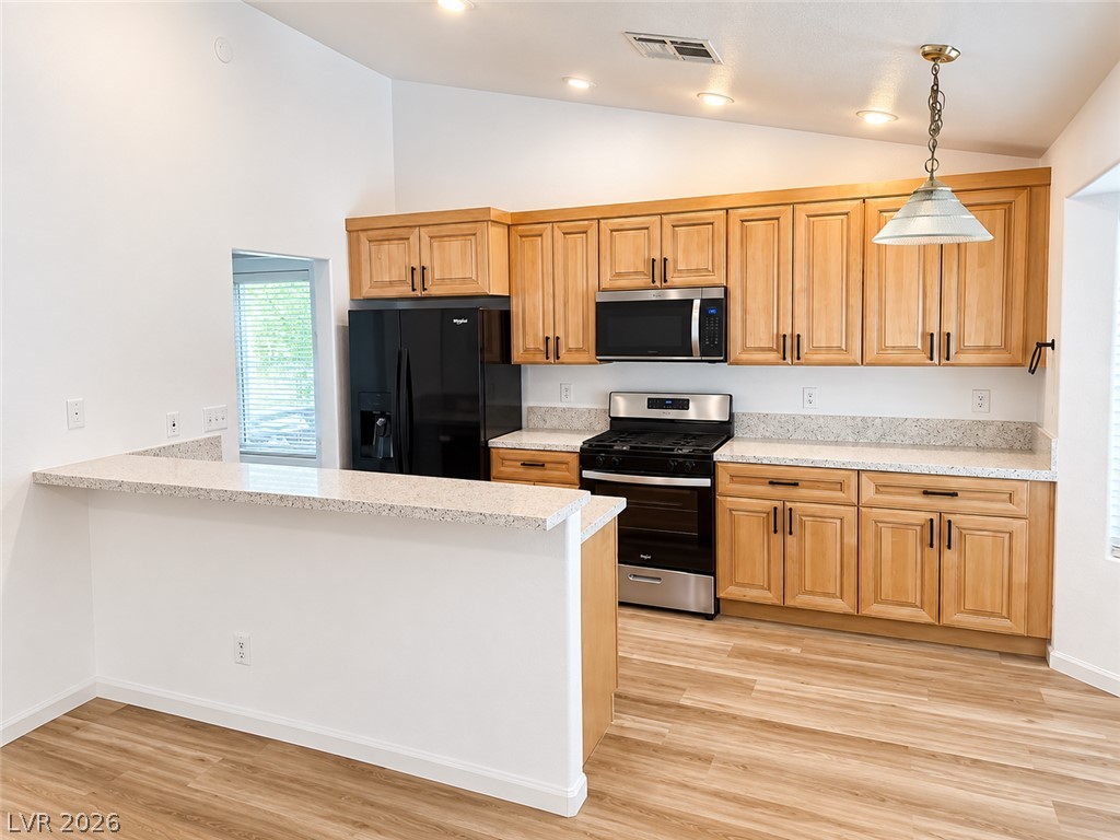 Photo 7 of 25, 4620 Richins Lane