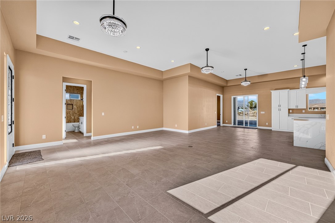 Photo 26 of 32, 2181 S Arrow Court