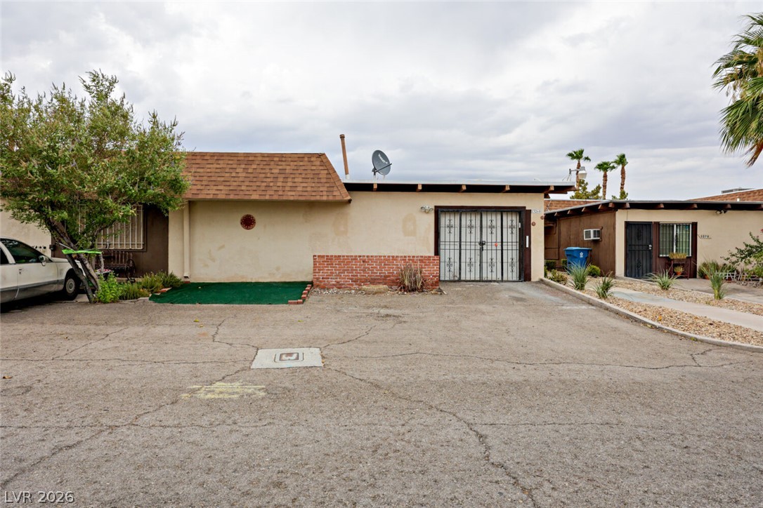 Photo 6 of 19, 3260 N Heritage Way