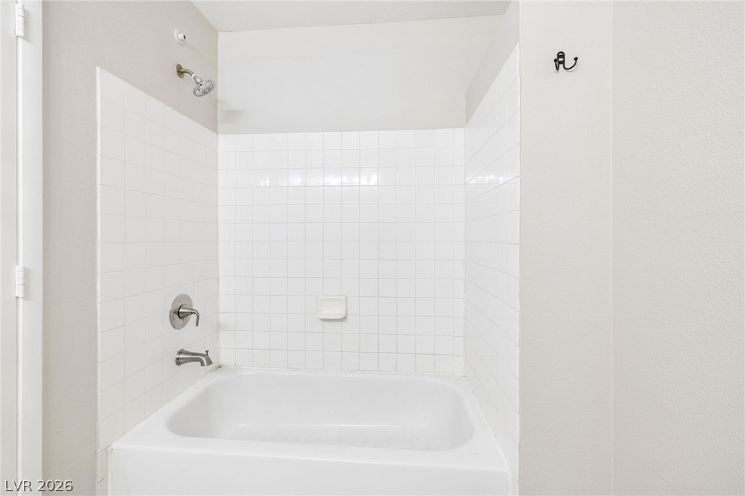 Photo 17 of 29, 3956 Danny Melamed Avenue #202