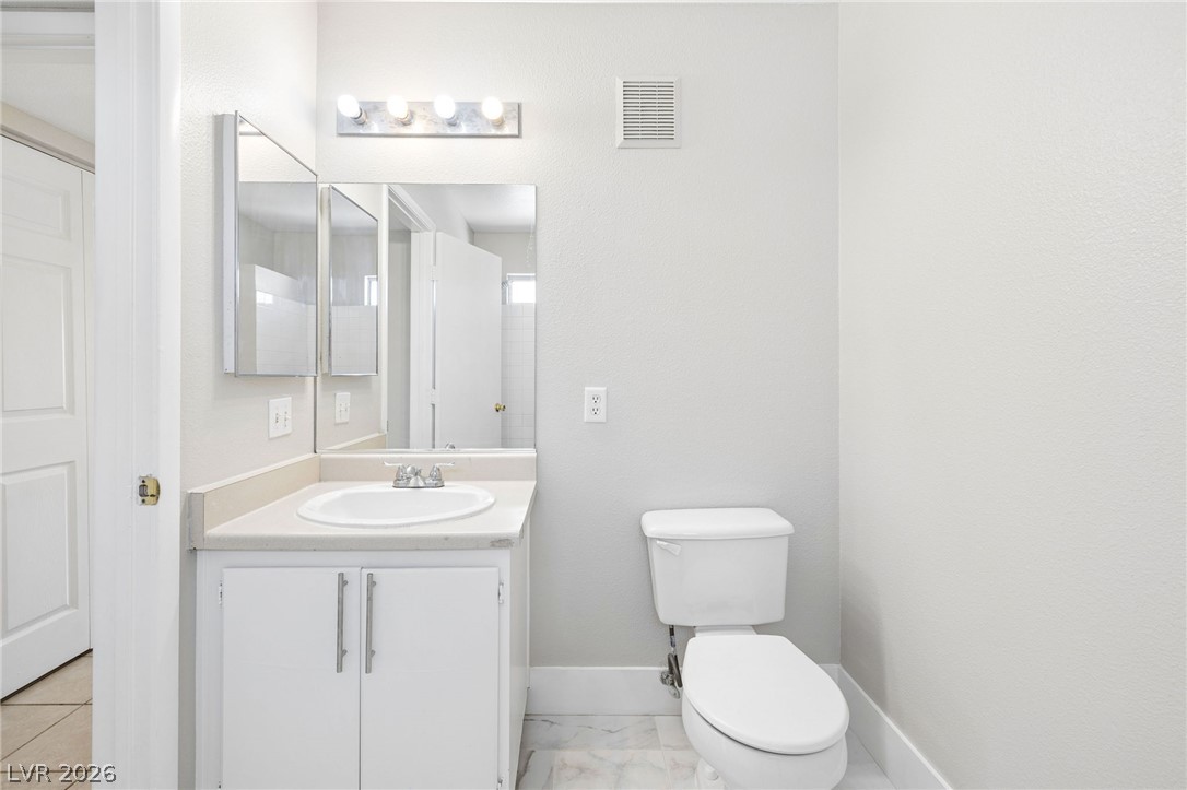 Photo 19 of 29, 3956 Danny Melamed Avenue #202