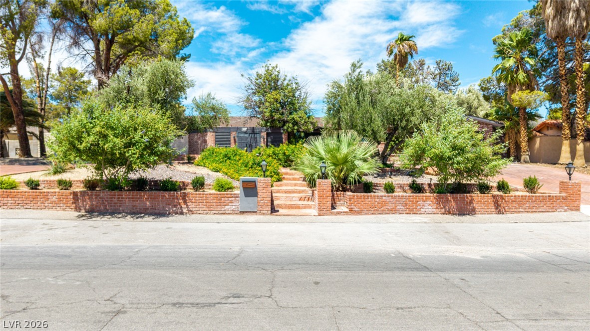 Photo 3 of 1572 Santa Anita Drive