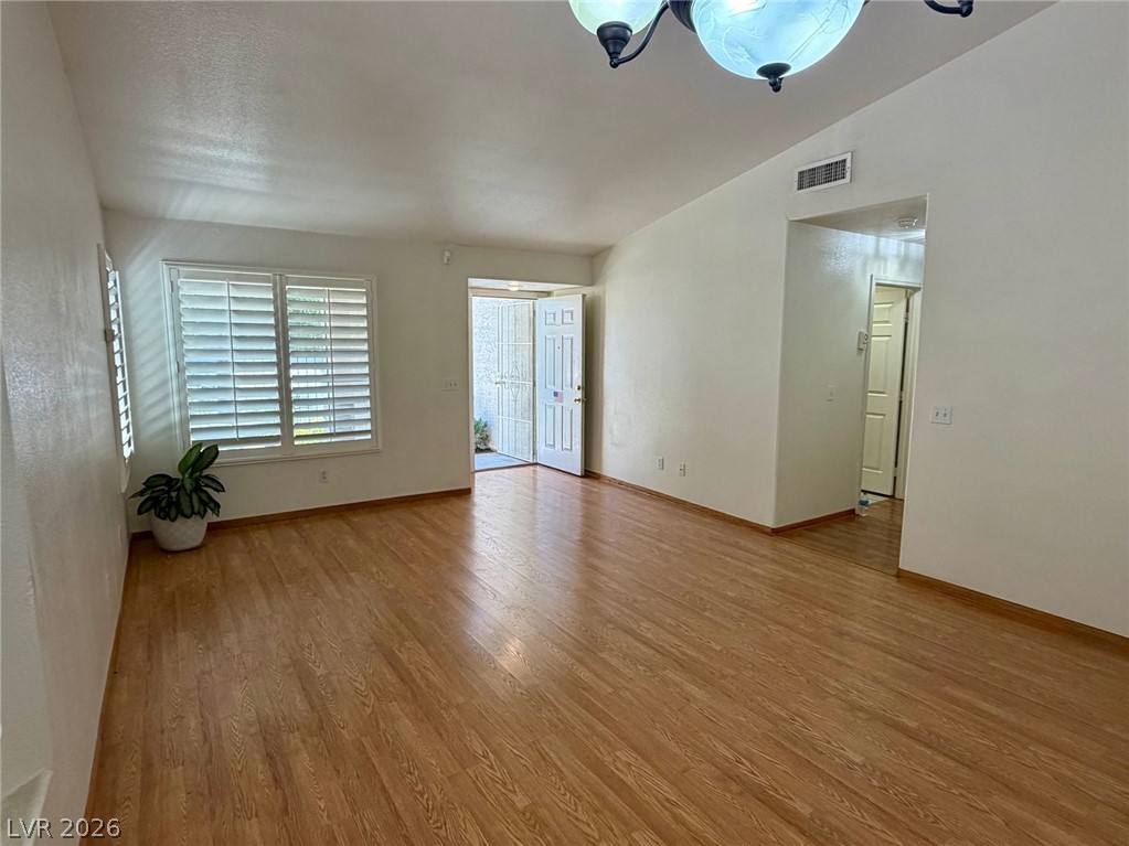 Photo 8 of 38, 1809 Lyell Canyon Lane