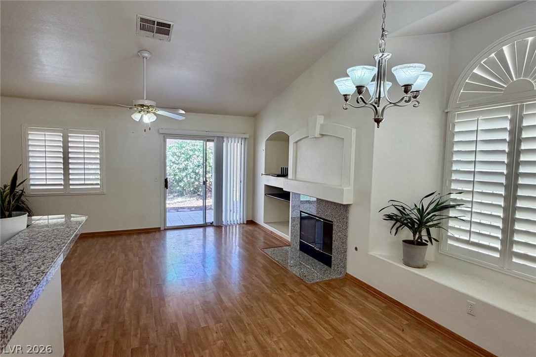 Photo 11 of 38, 1809 Lyell Canyon Lane