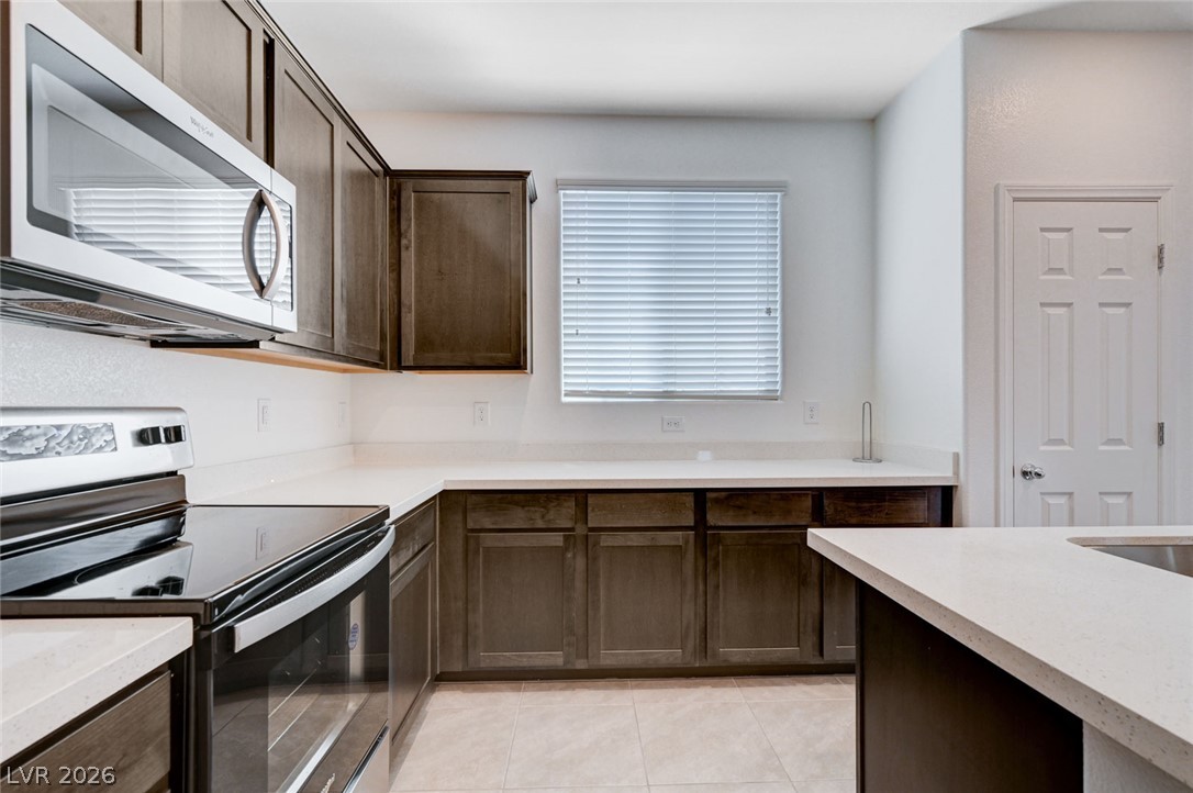 Photo 3 of 6515 Taffrail Avenue