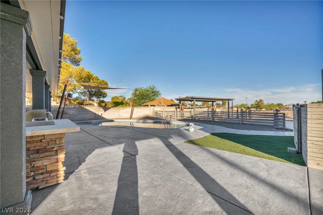 Photo 44 of 55, 5505 Avenida Vaquero