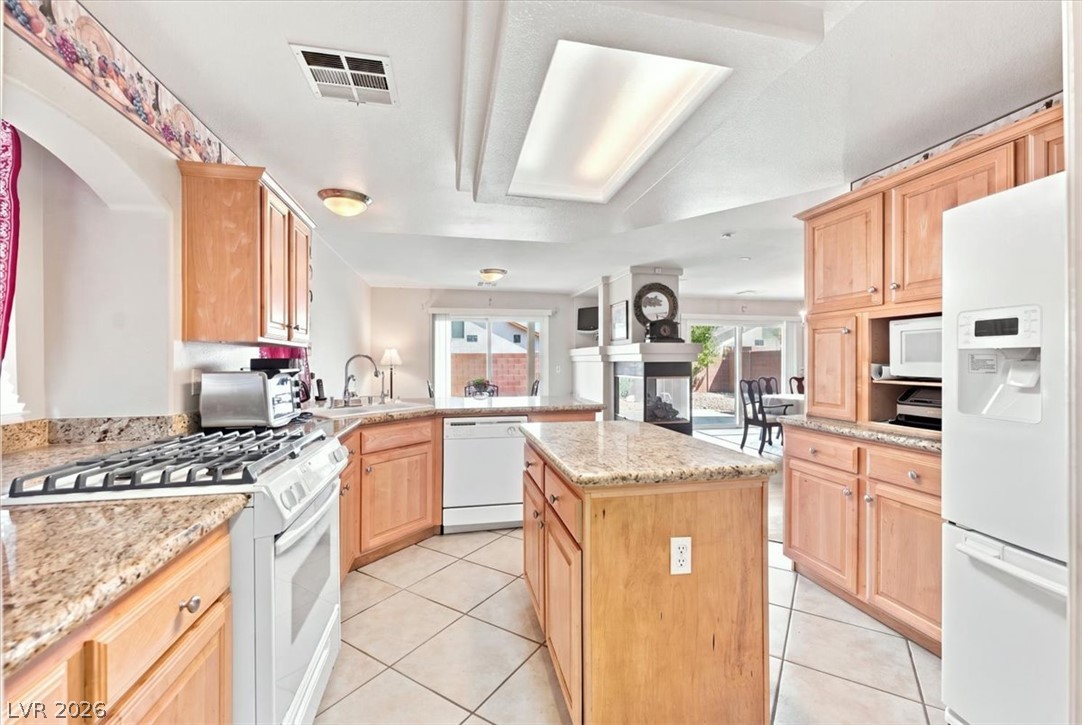 Photo 11 of 37, 7618 Good Fortune Court