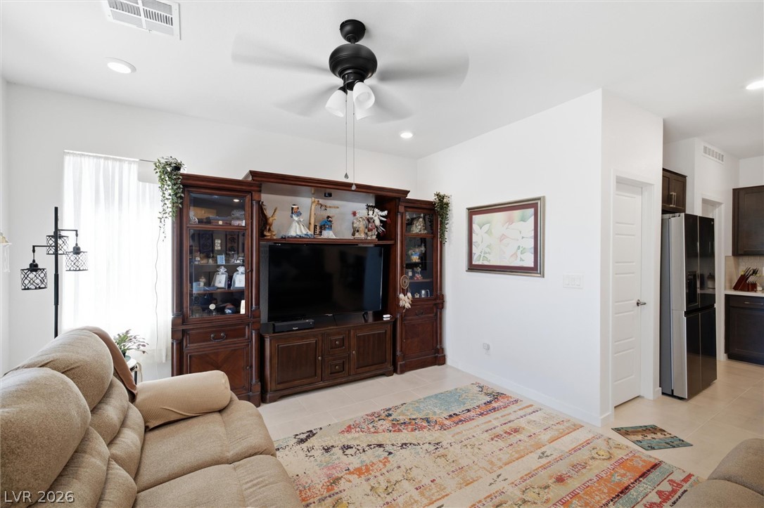 Photo 9 of 33, 4743 S Springridge Street