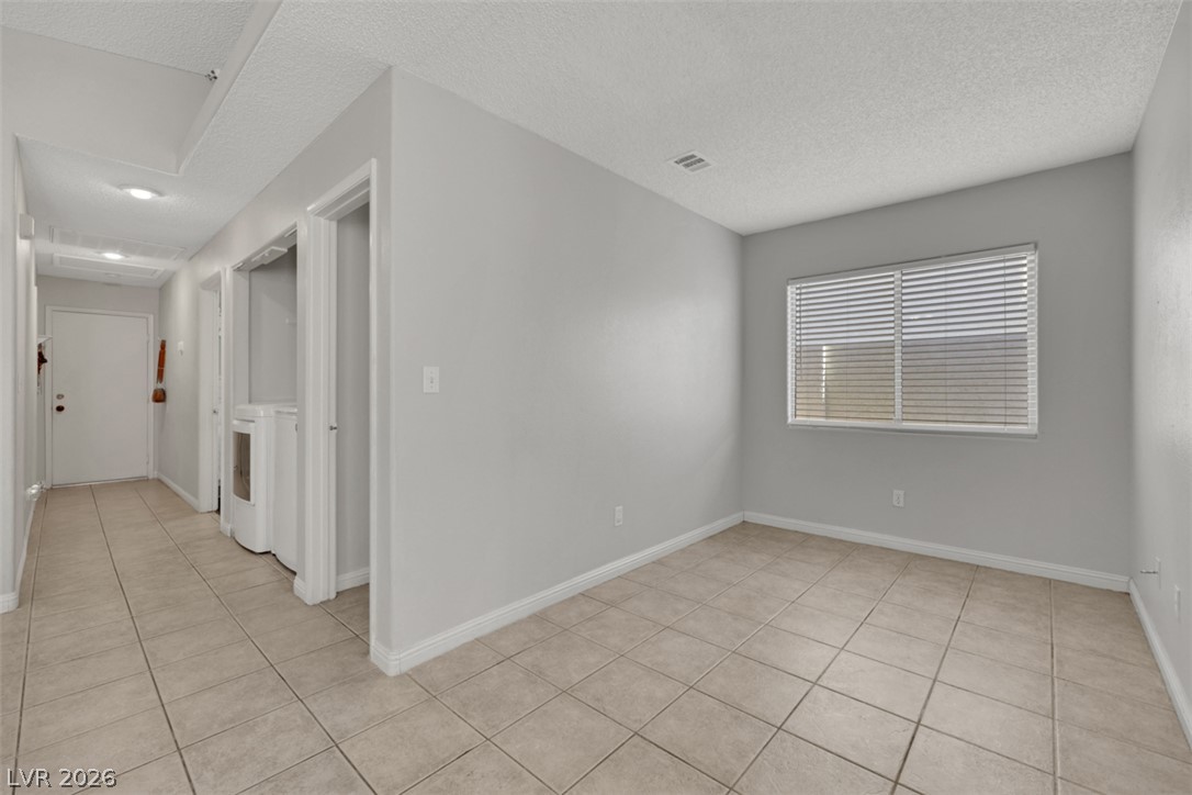 Photo 14 of 31, 2127 ALISA MARIA Way