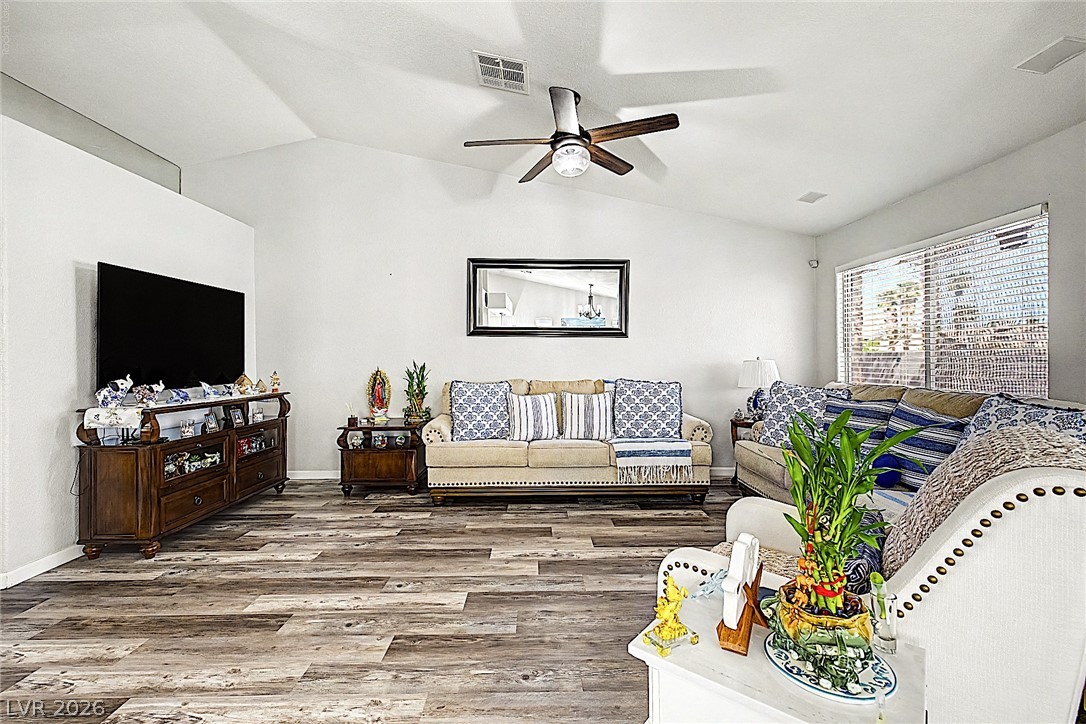 Photo 7 of 32, 2035 E Warm Springs Road #1003