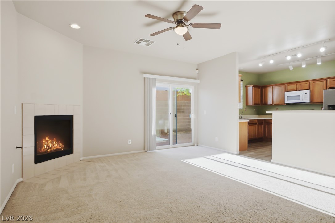 Photo 4 of 8925 Veneroso Street