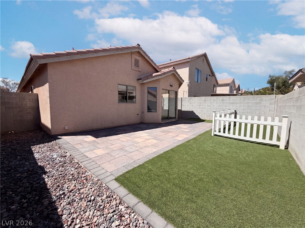 Photo 5 of 4818 Lone Grove Drive