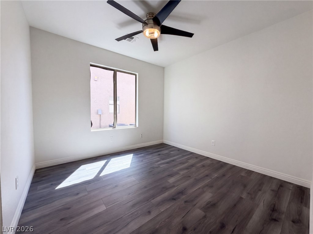 Photo 9 of 16, 4818 Lone Grove Drive
