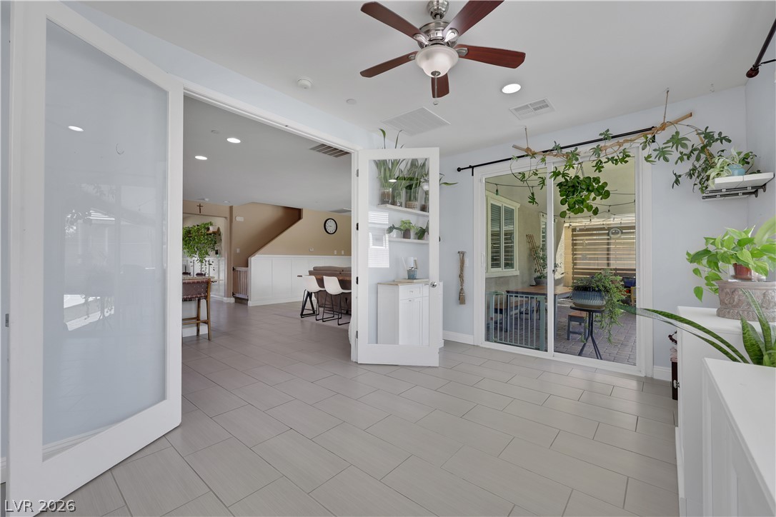 Photo 14 of 41, 3785 Toscanella Avenue