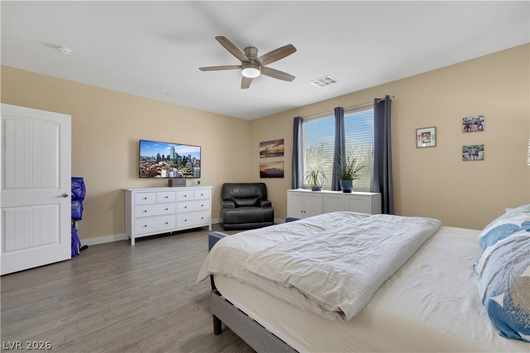 Photo 16 of 41, 3785 Toscanella Avenue