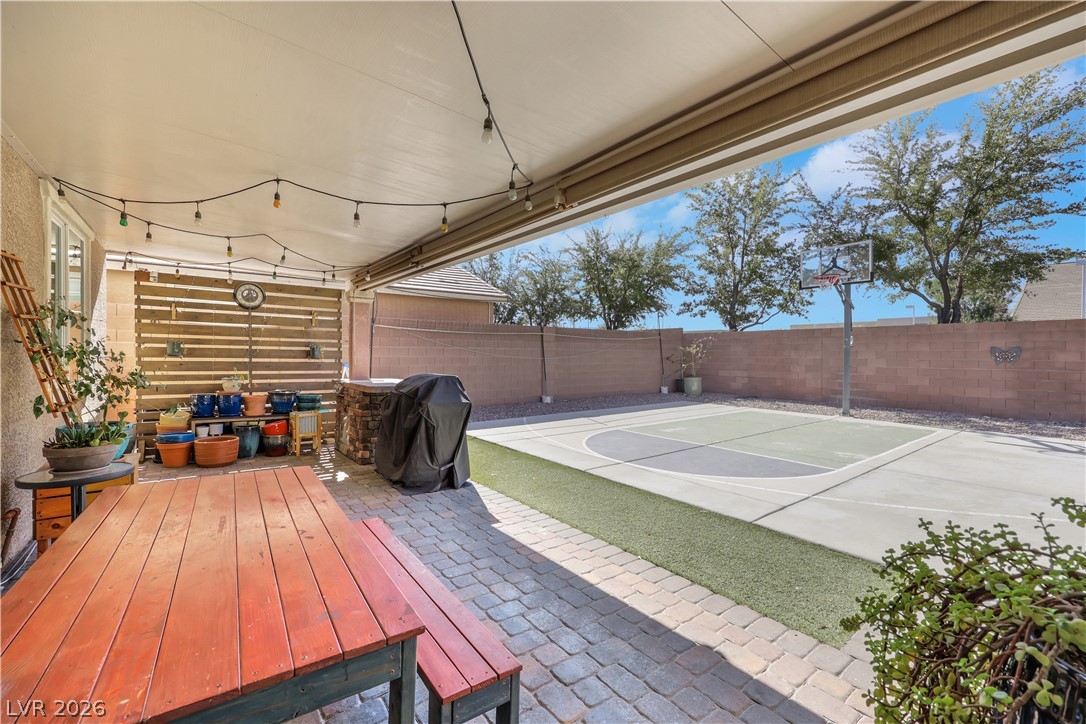 Photo 37 of 41, 3785 Toscanella Avenue