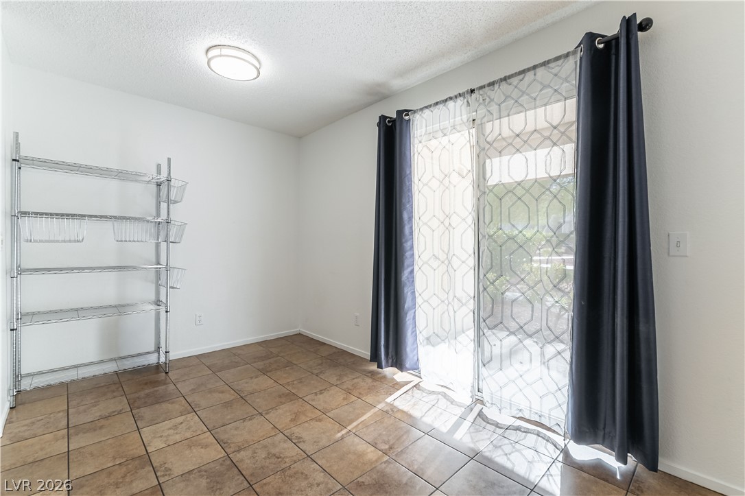 Photo 7 of 25, 701 Wheat Ridge Lane #101