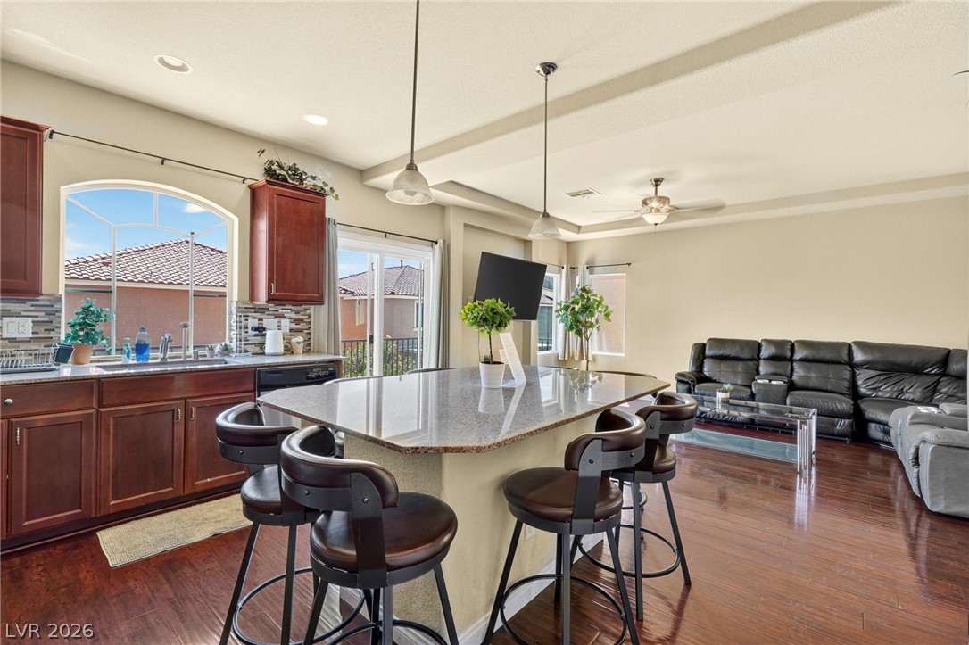 Photo 7 of 41, 8258 Sorrel Street