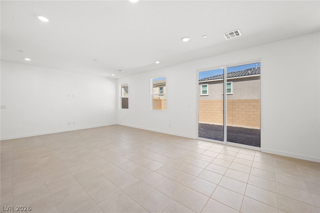 Photo 8 of 23, 10764 Birch Meadows Avenue