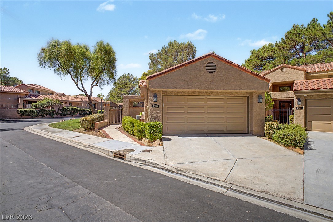 Photo 14 of 46, 7159 Mission Hills Drive