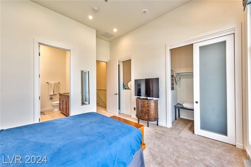 Photo 10 of 23, 4585 Dean Martin Drive #202