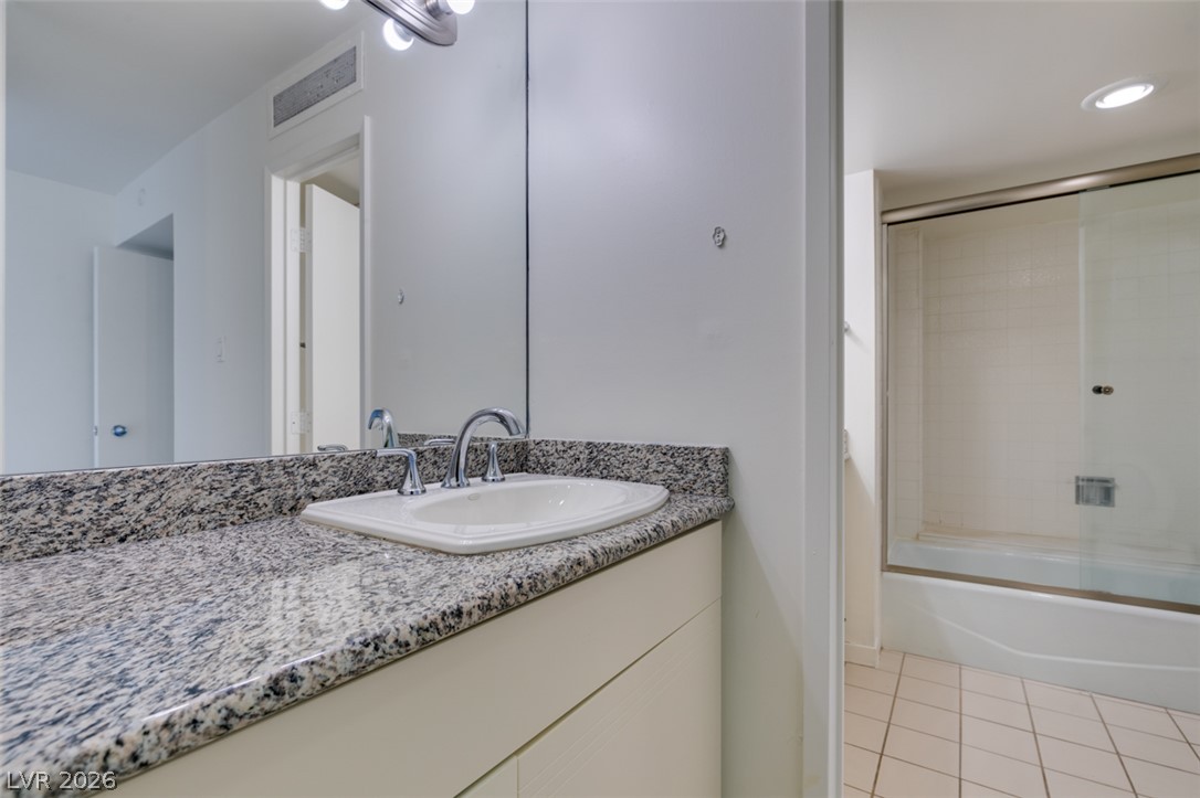 Photo 20 of 40, 3111 Bel Air Drive #4F