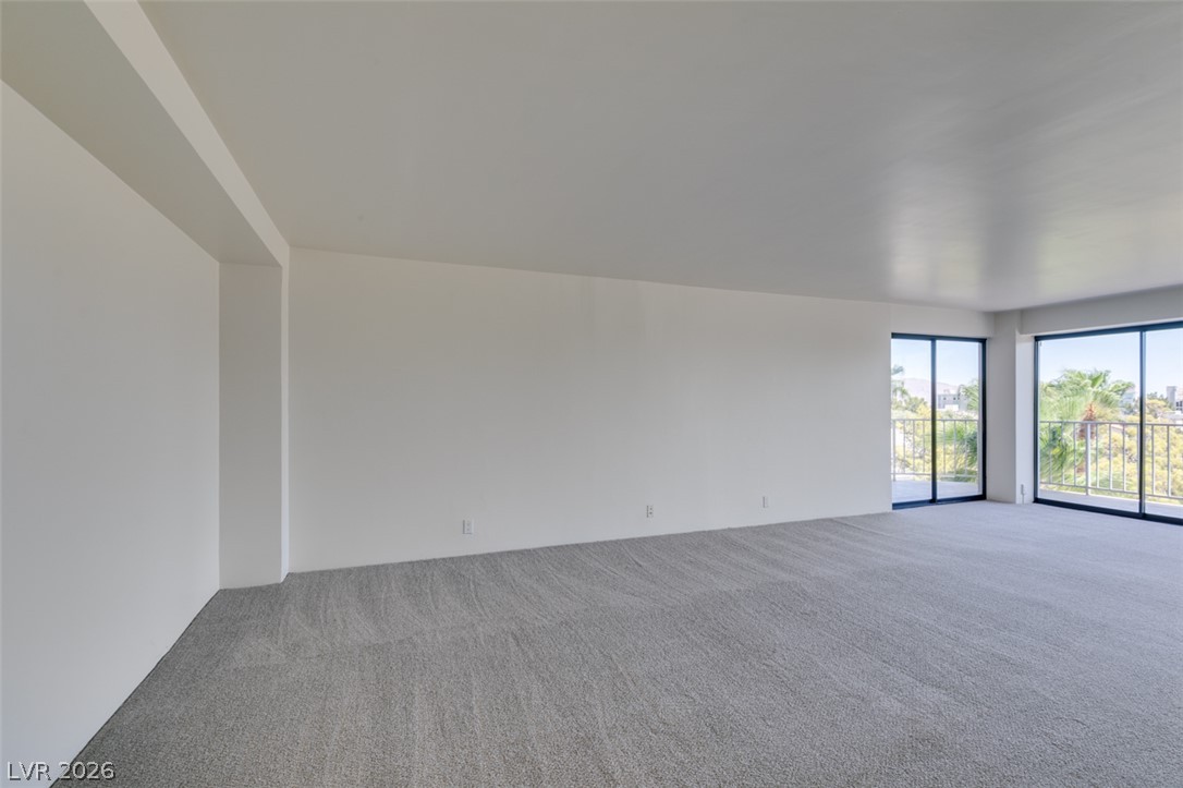Photo 27 of 40, 3111 Bel Air Drive #4F