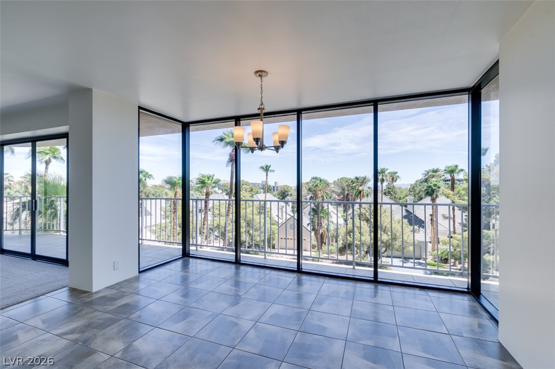 Photo 9 of 40, 3111 Bel Air Drive #4F