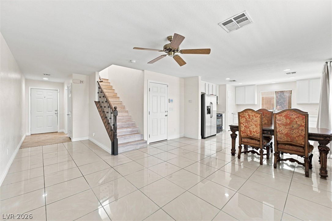 Photo 4 of 10999 Florence Hills Street