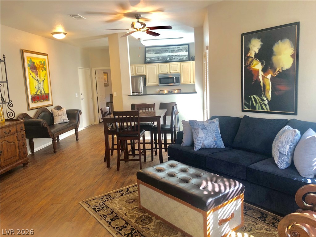 5250 S RAINBOW Boulevard #2105, Las Vegas 89118