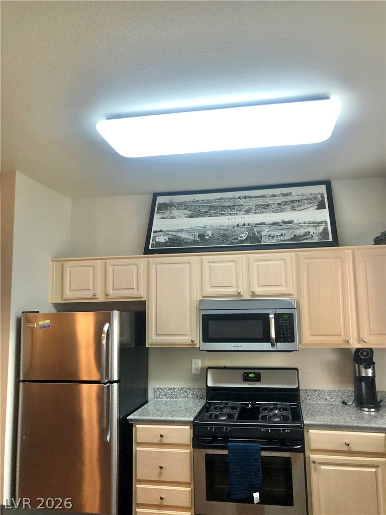 Photo 12 of 36, 5250 S RAINBOW Boulevard #2105