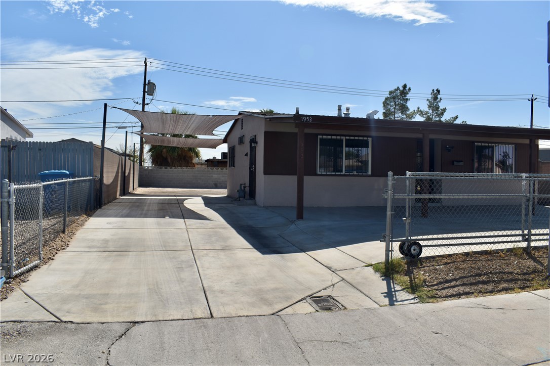 1952 H Street, Las Vegas 89106