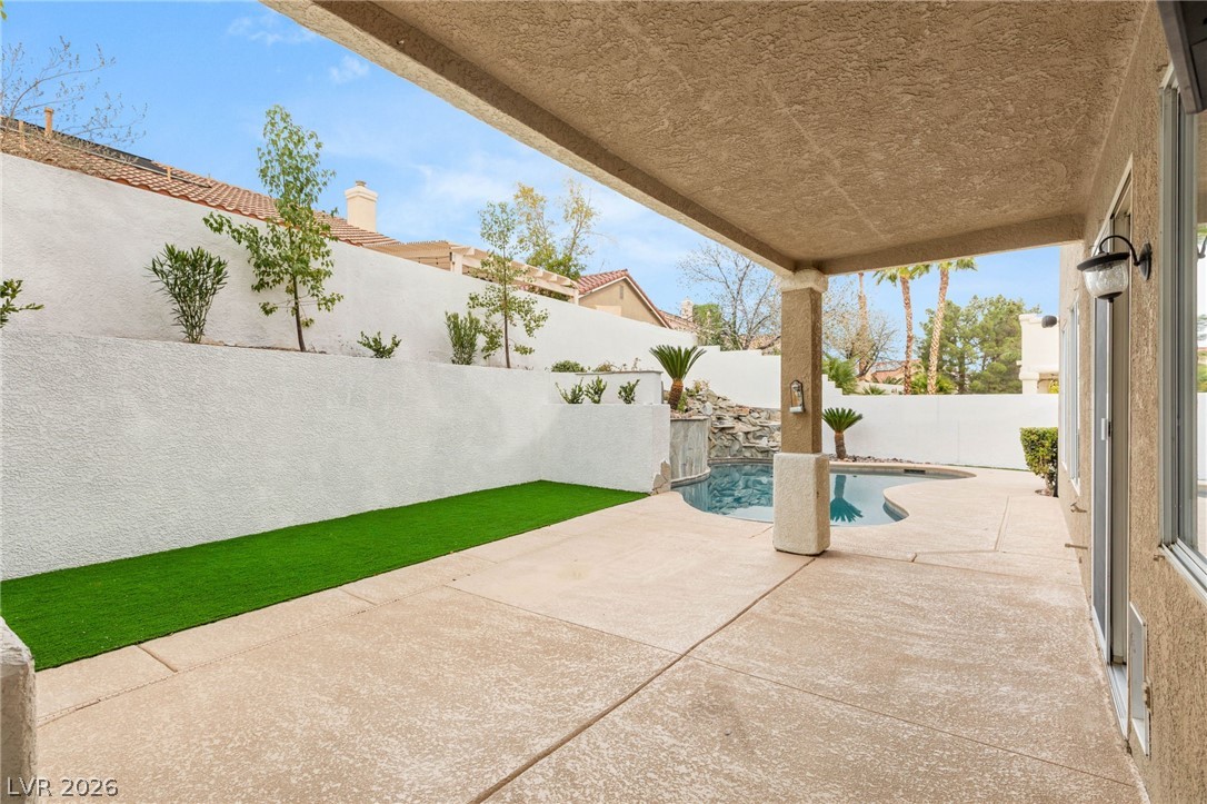 Photo 33 of 42, 1870 Desert Forest Way
