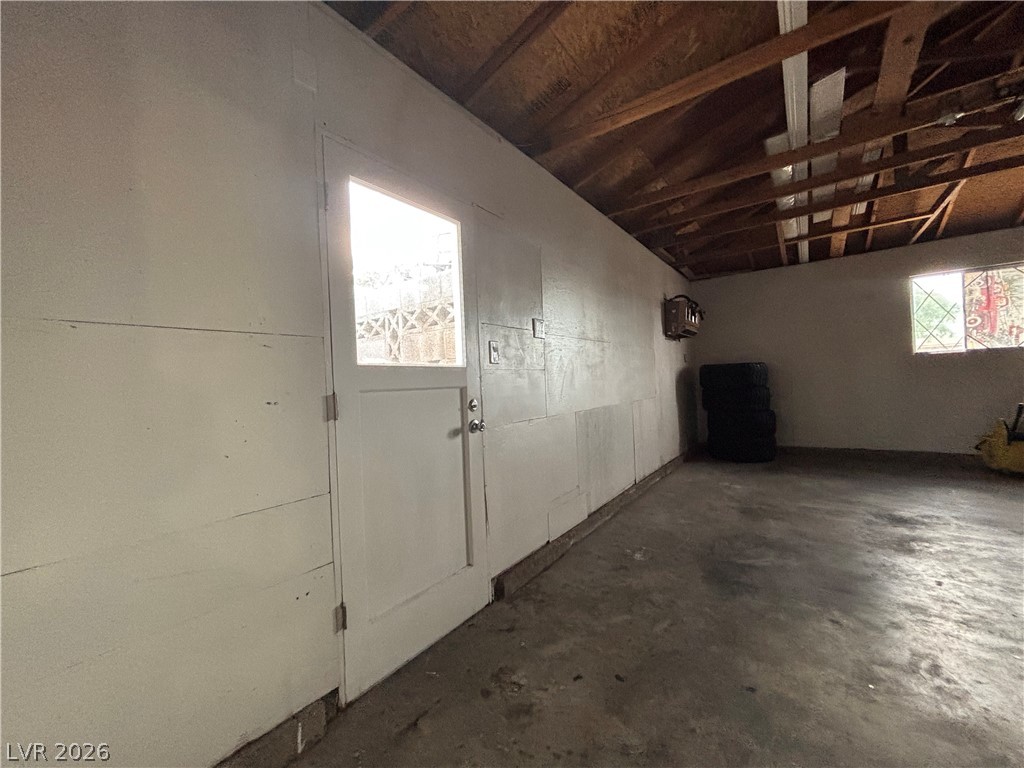Photo 20 of 27, 6325 ELTON Avenue