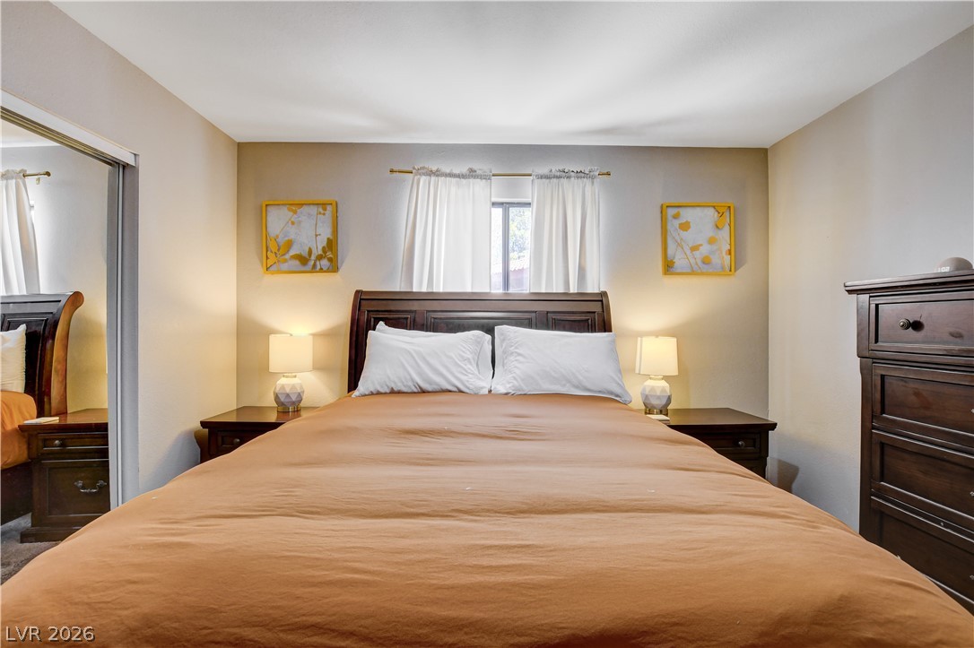 Photo 21 of 43, 5576 W Rochelle Avenue #32D