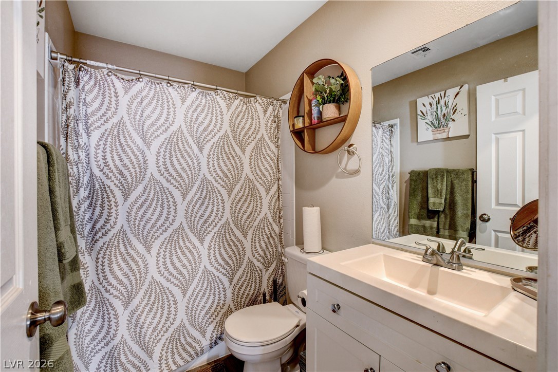 Photo 22 of 43, 5576 W Rochelle Avenue #32D