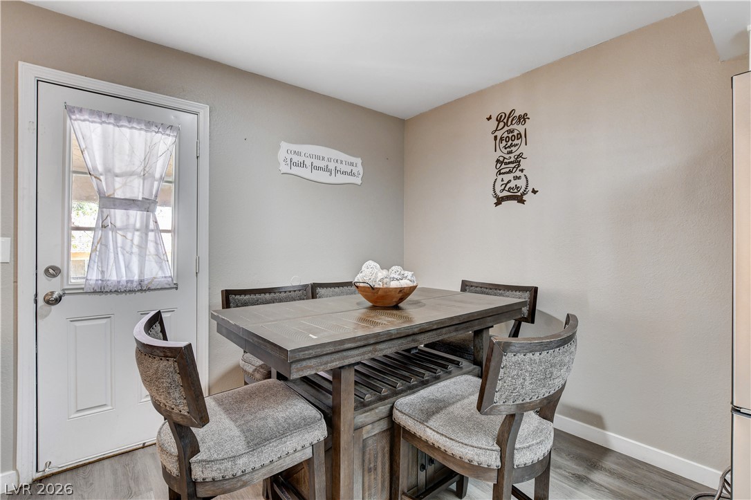 Photo 33 of 43, 5576 W Rochelle Avenue #32D