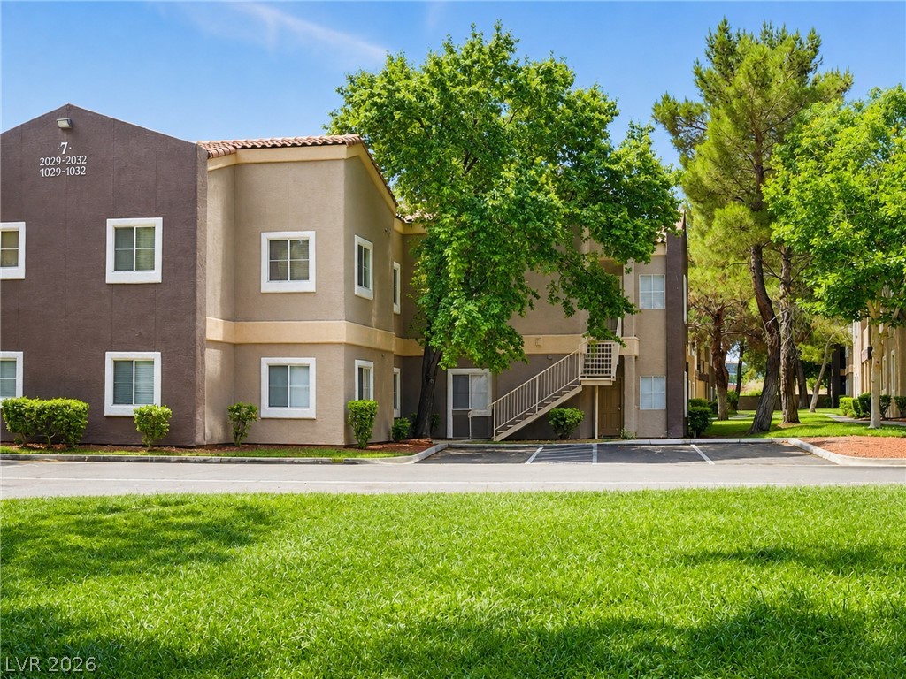 5250 S Rainbow Boulevard #2032, Las Vegas 89118