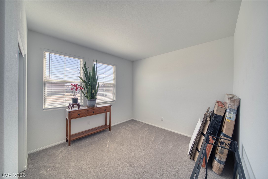 Photo 18 of 47, 5562 S Chippewa Street