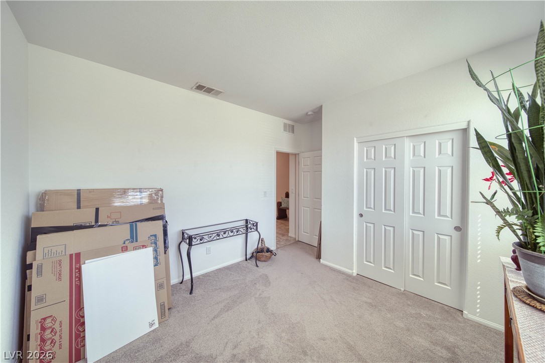 Photo 19 of 47, 5562 S Chippewa Street