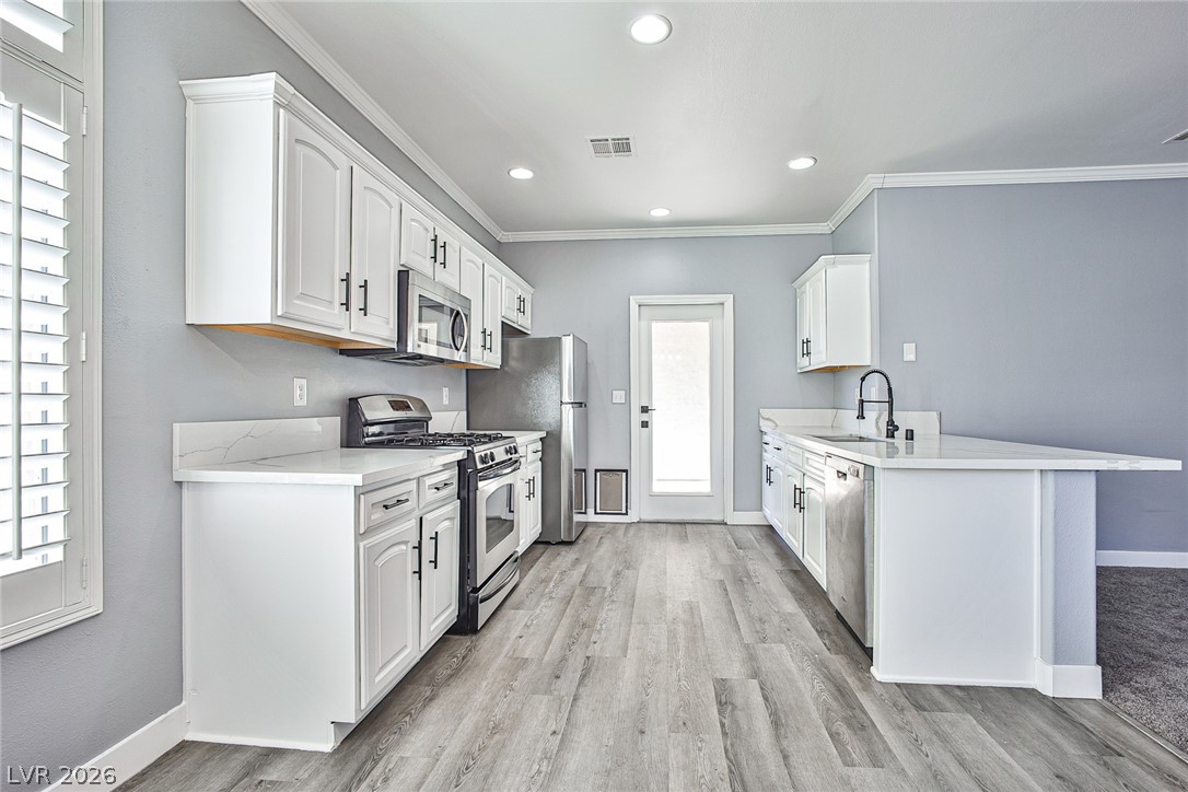 Photo 8 of 33, 1500 Ruby Cliffs Lane #201