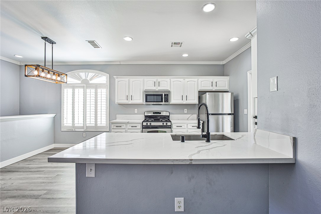 Photo 13 of 33, 1500 Ruby Cliffs Lane #201