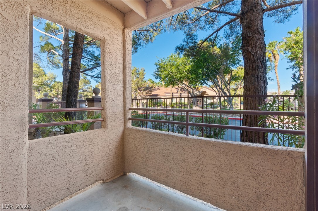 Photo 18 of 27, 9325 W Desert Inn Road #190