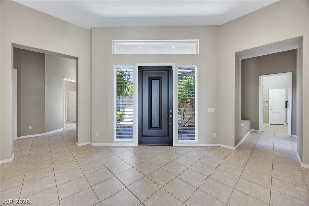 Photo 4 of 9437 Canyon Mesa Drive