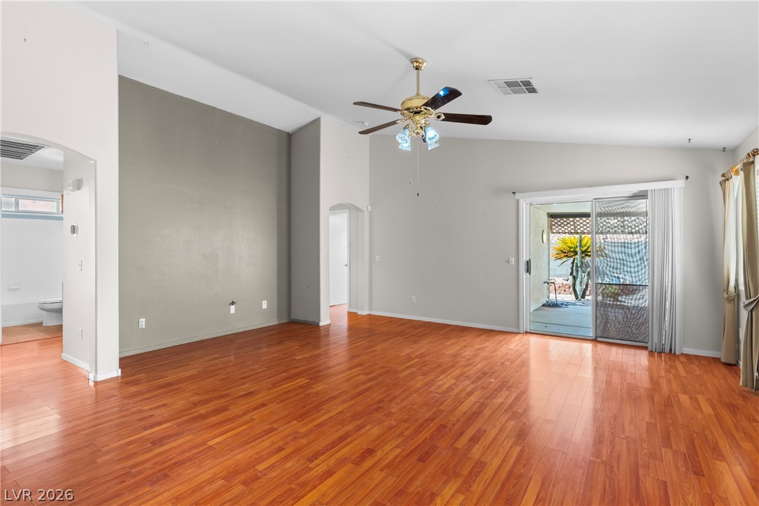 Photo 10 of 31, 593 Fox Chase Street