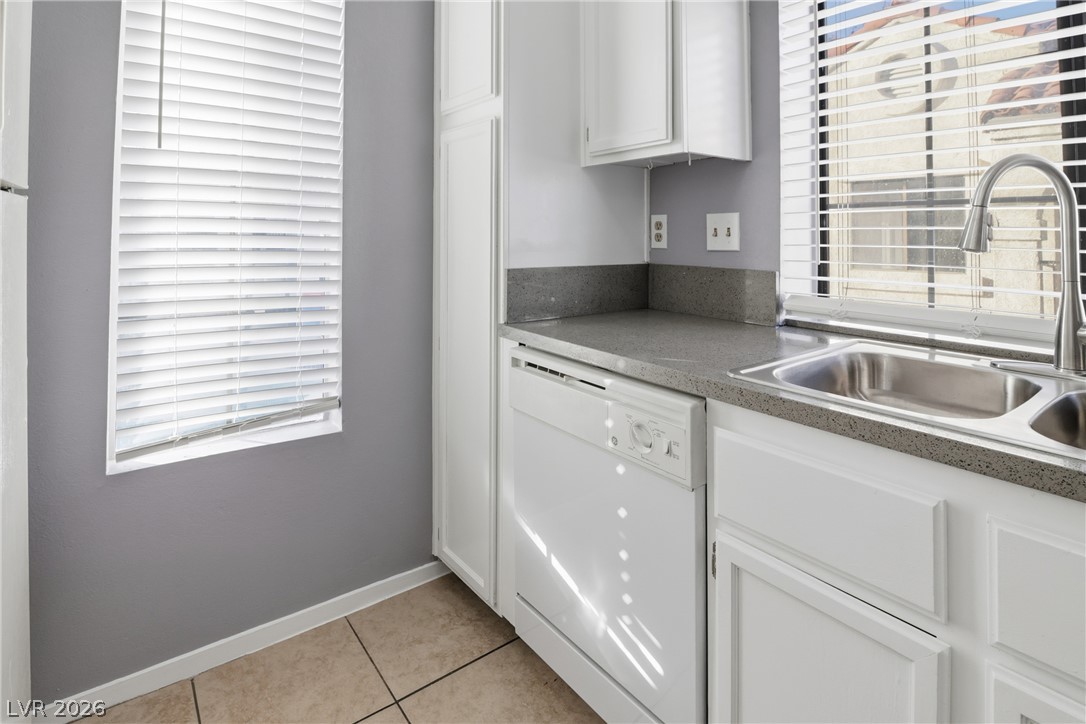 Photo 15 of 42, 4836 Nara Vista Way #204