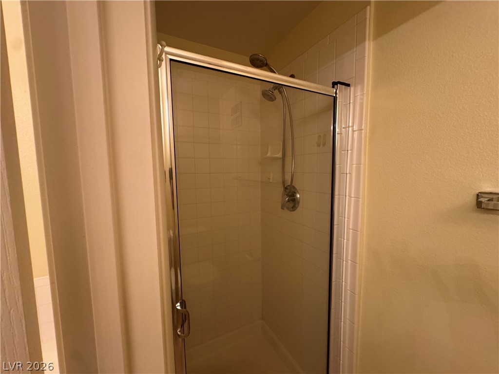 Photo 15 of 27, 9901 Trailwood Drive #2164