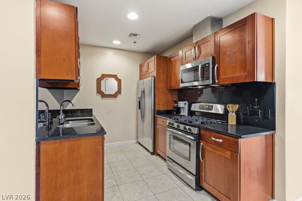 Photo 9 of 38, 4525 Dean Martin Drive #402