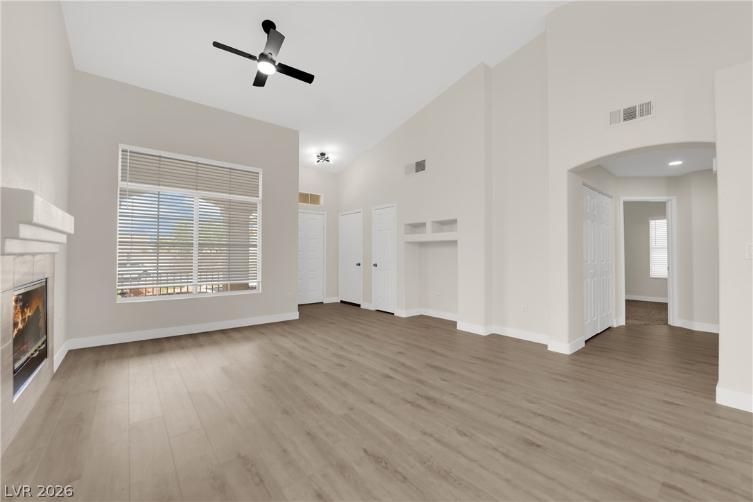 Photo 4 of 3605 Estate View Street