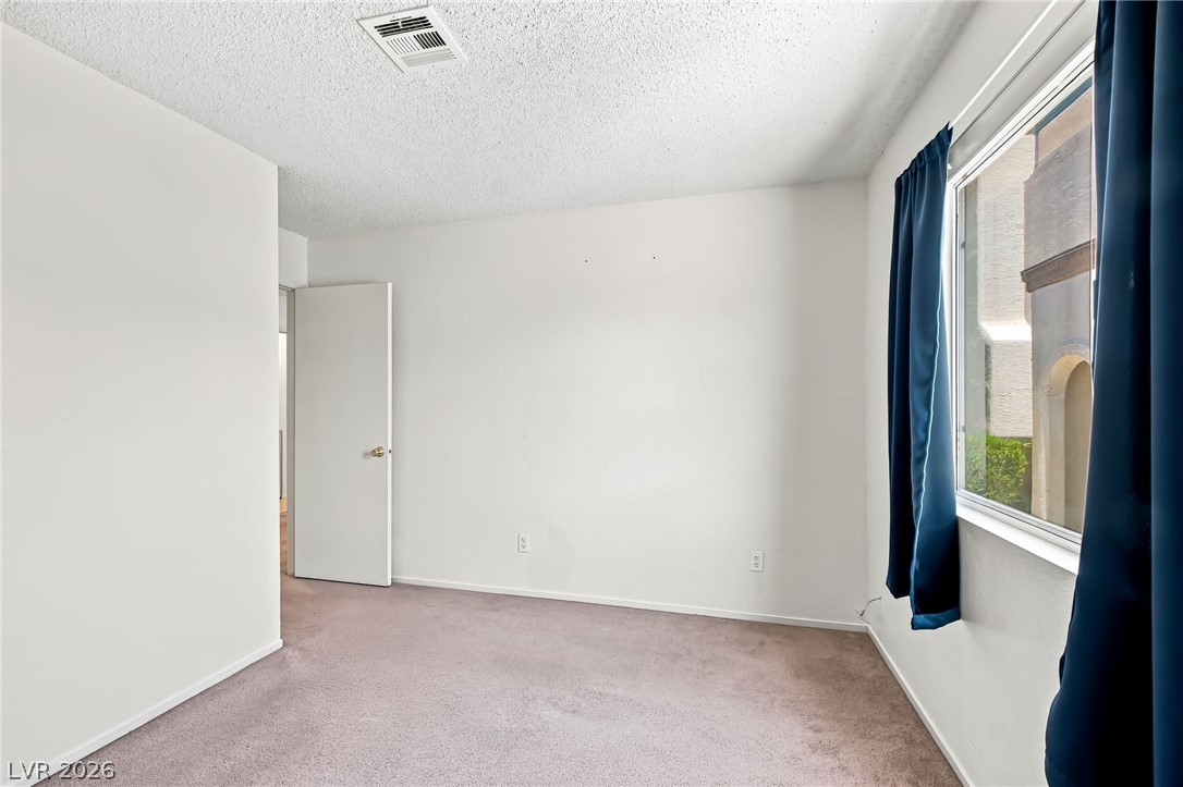 Photo 37 of 63, 2124 Pebble Creek Lane